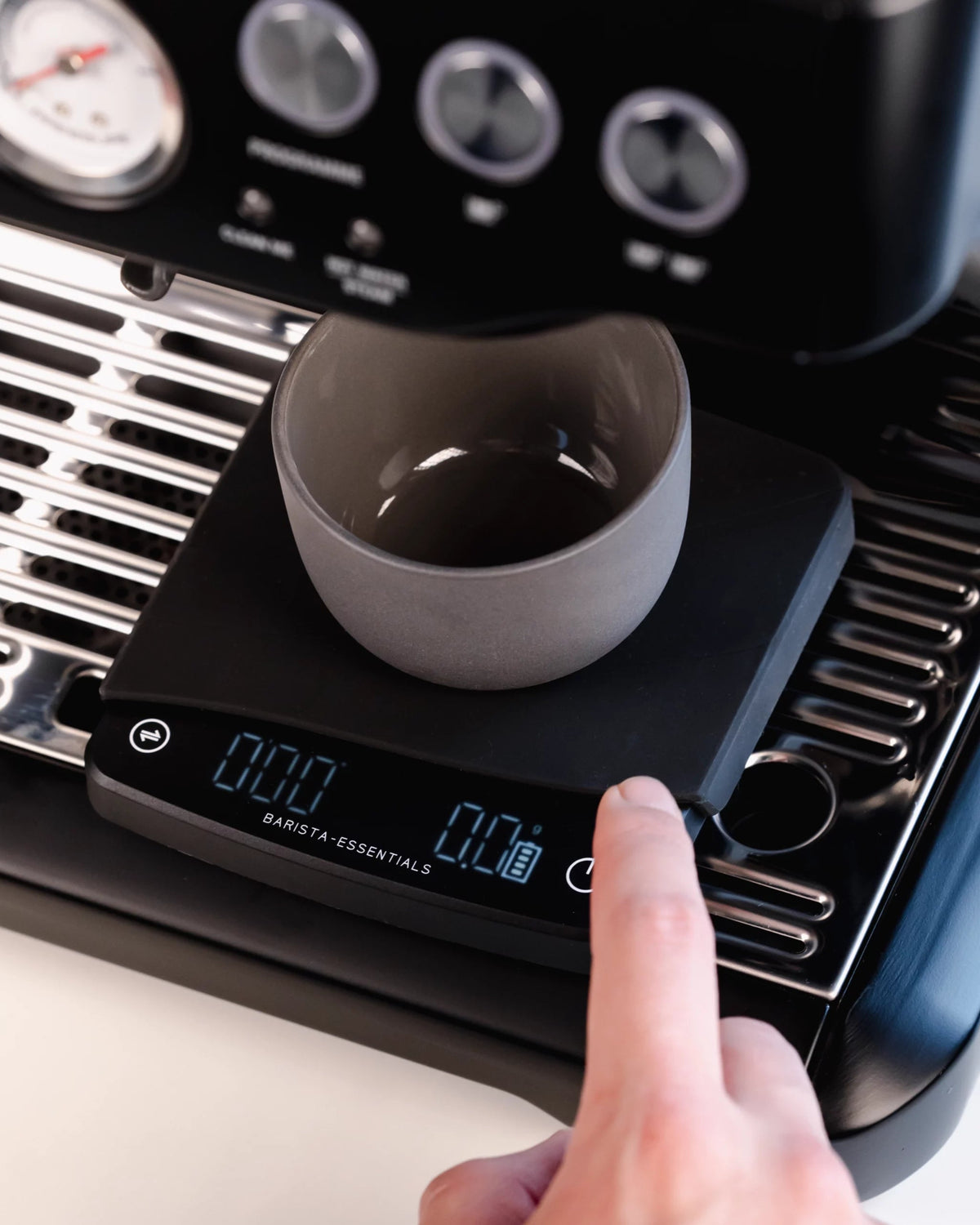 Coffee scale with automatic timer from Barista Essentials on Sage Barista Express